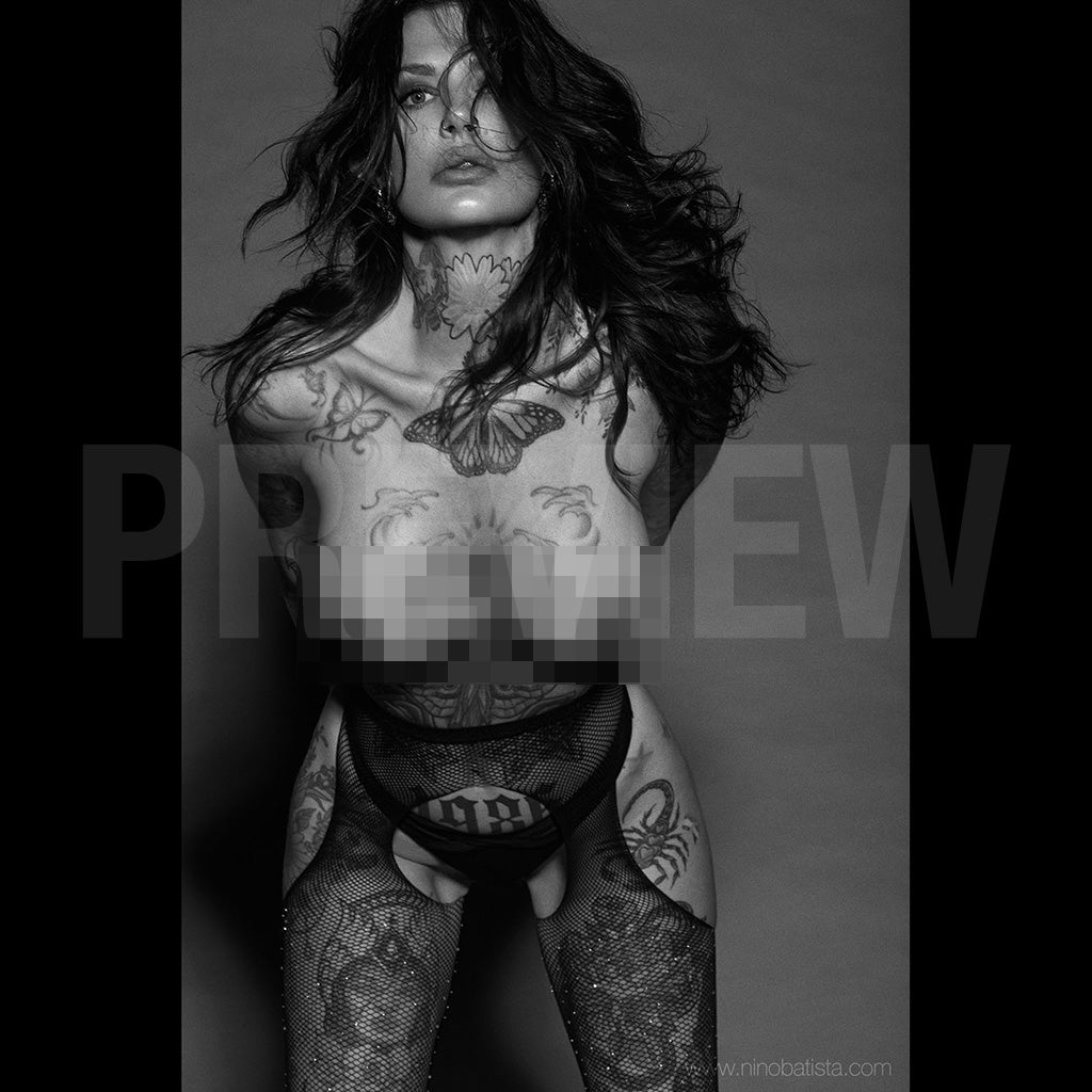 Lindsey Taylor Tierney: Studio Mood by Nino Batista