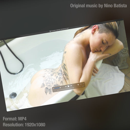 Briana Noir: Summer Bath